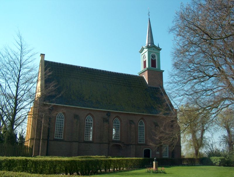 Kerk bij de algemene begraafplaats Sijberkarspel